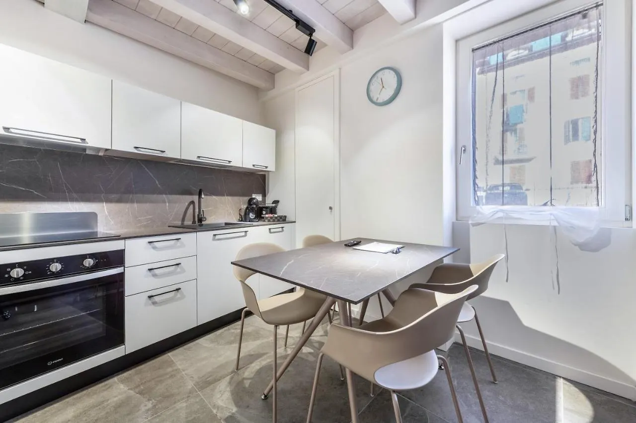 Apartment La Casa Incartata - Carta Da Zucchero Toscolano Maderno Italy
